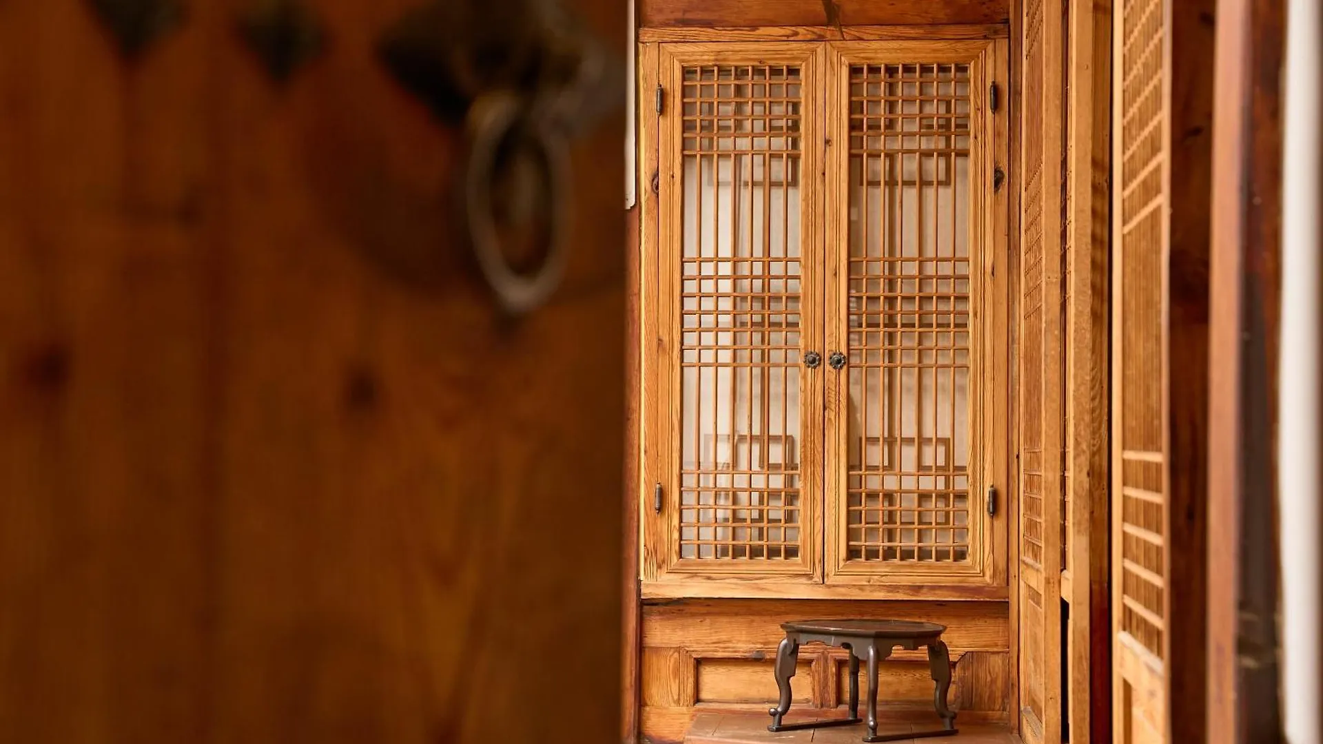 Hanok Angnid Gongian Seoul South Korea